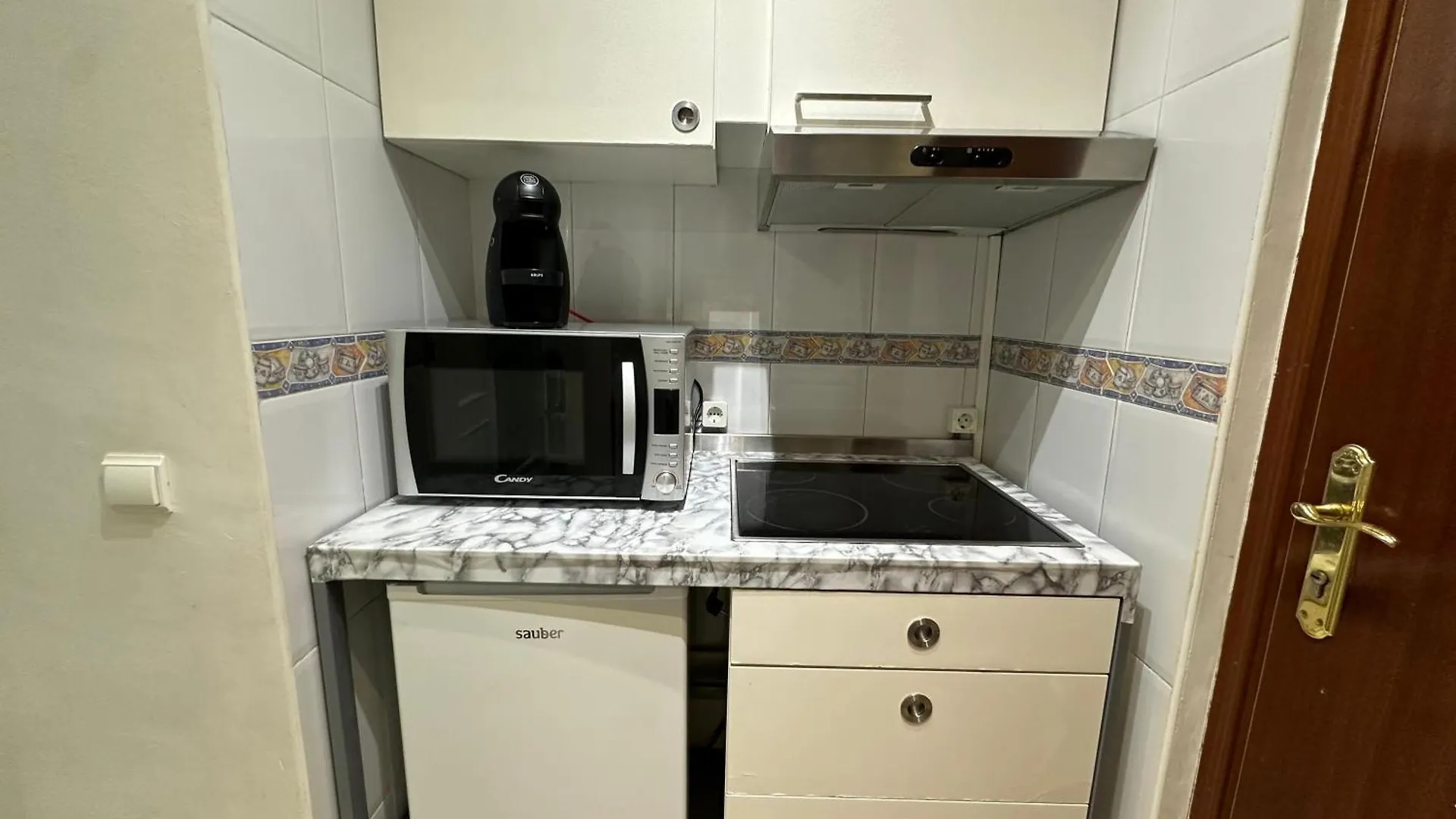 Apartament Ver4 - Centro A 100 Metros - Playa A 600 Metros - Wifi - Piscinas - Fire Stick Amazon Torremolinos