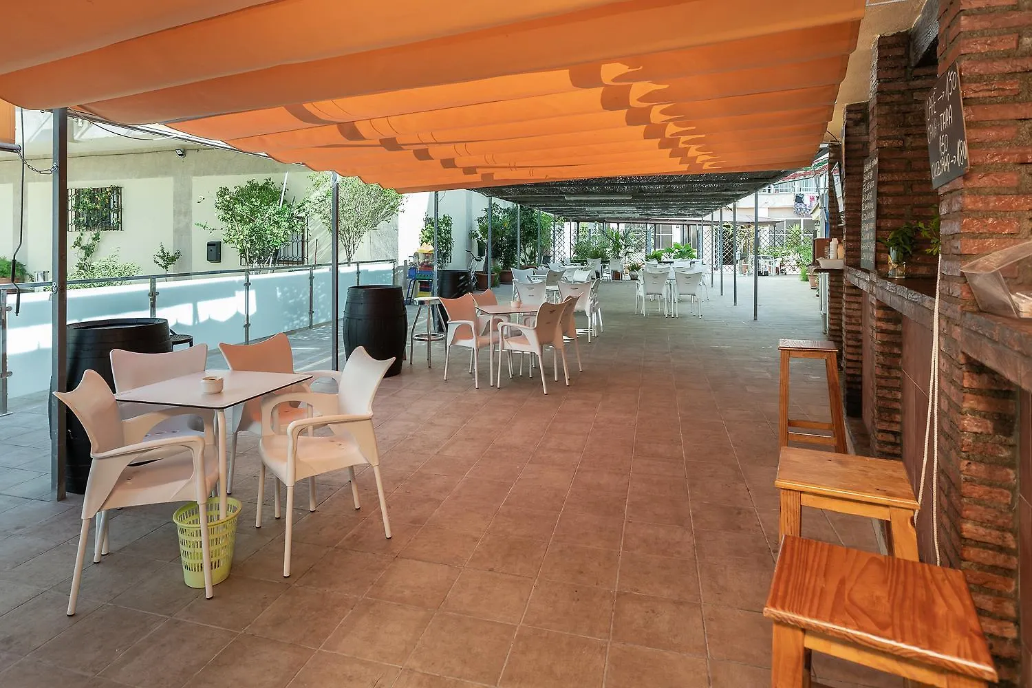 Ver4 - Centro A 100 Metros - Playa A 600 Metros - Wifi - Piscinas - Fire Stick Amazon Torremolinos Apartament