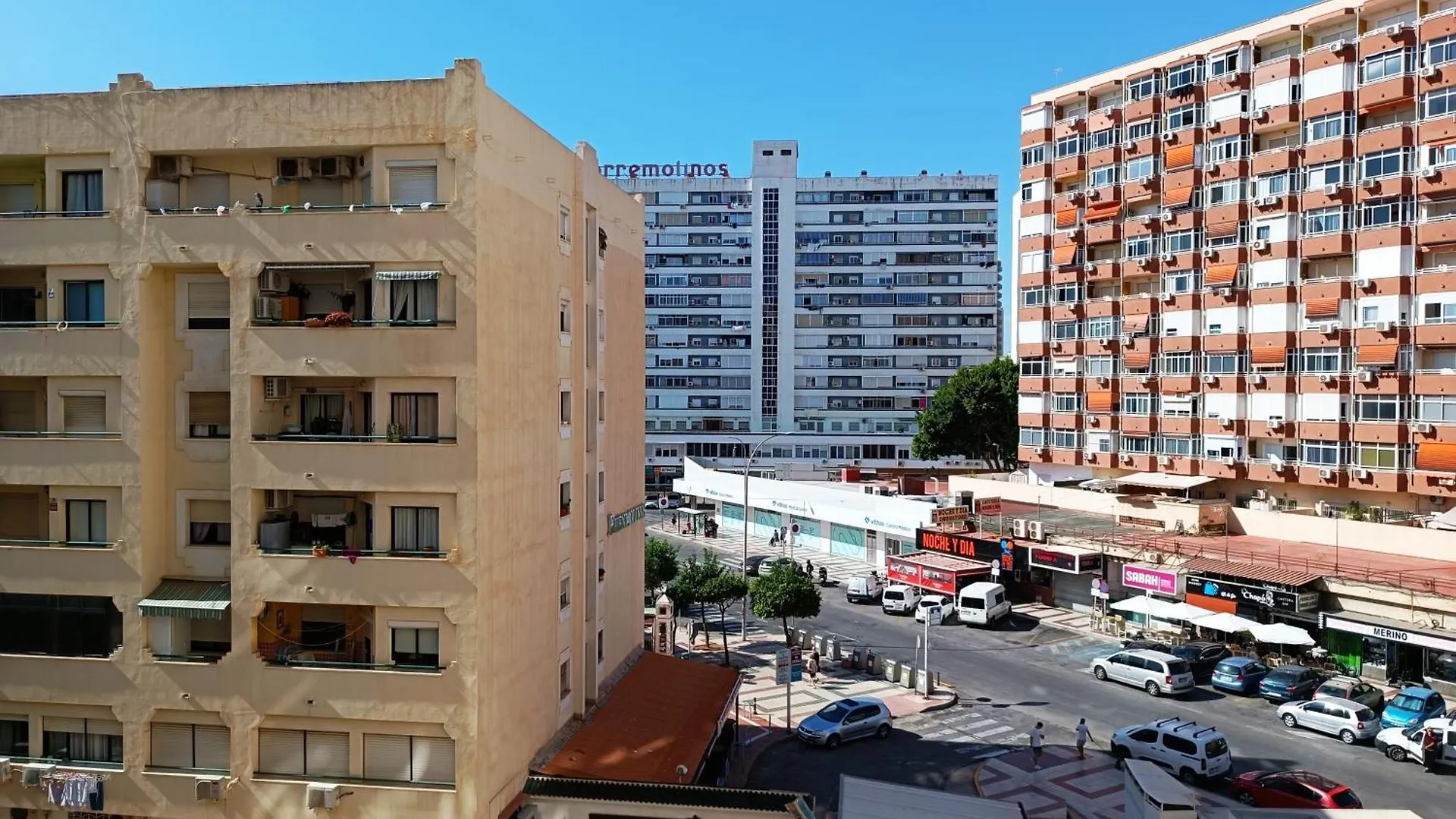 Ver4 - Centro A 100 Metros - Playa A 600 Metros - Wifi - Piscinas - Fire Stick Amazon Torremolinos 0*,  Spain